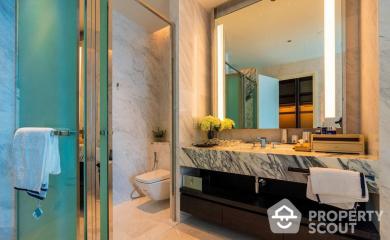 2-BR Condo at Four Seasons Private Residences Bangkok near BTS Saphan Taksin