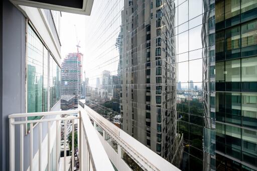 39 By Sansiri condominium is located in one of the most desirable areas only 120 m to BTS Phromphong