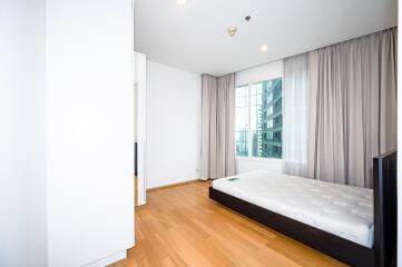 39 By Sansiri condominium is located in one of the most desirable areas only 120 m to BTS Phromphong