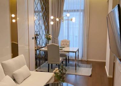 1-BR Condo at The Diplomat 39 near BTS Phrom Phong