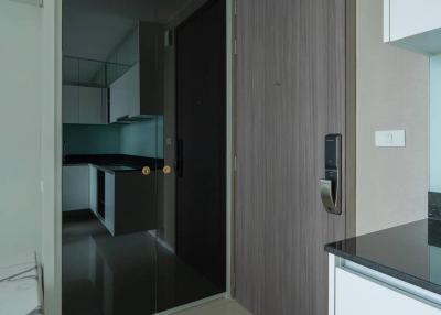 1-BR Condo at Quinn Condo Ratchada 17 near MRT Sutthisan