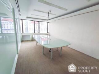 Commercial for Rent and Sale in Khlong Toei