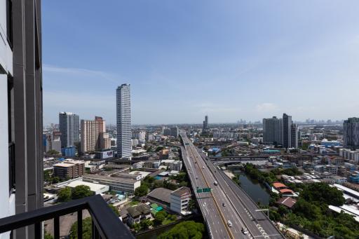 Prakanong area near variety of cuisines