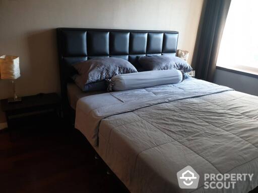 2-BR Condo at Circle Condominium near MRT Phetchaburi