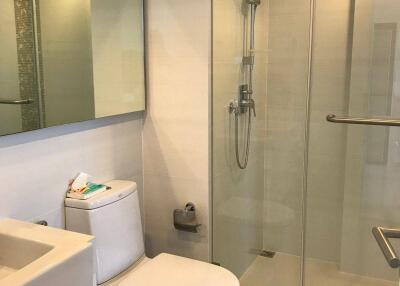 1-BR Condo at Nara 9 Sathorn-Narathiwas near BTS Chong Nonsi