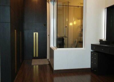 1-BR Condo at Supalai Premier Asoke near MRT Phetchaburi