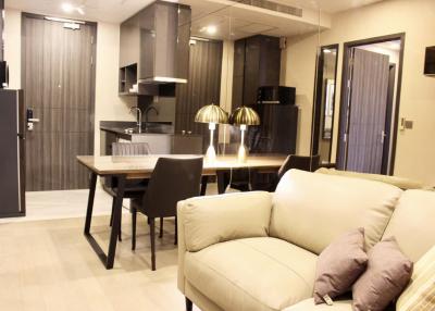 Luxury condo near MRT Sukhumvit with a few steps