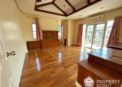 3-BR House in Bang Chak