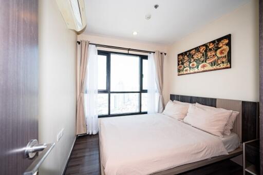 Conveniently located in the superb location of Onnut area with one bedroom