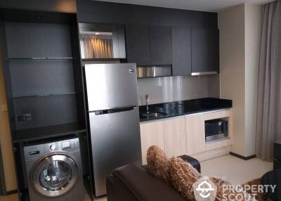 2-BR Condo at The Edge Sukhumvit 23 near MRT Sukhumvit