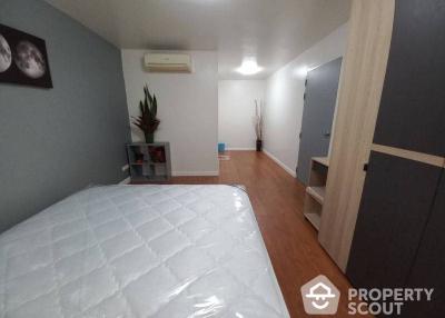 2-BR Condo at Condo One Siam Condominium near BTS National Stadium