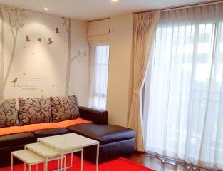 Condo mid Sukhumvit with keycard system