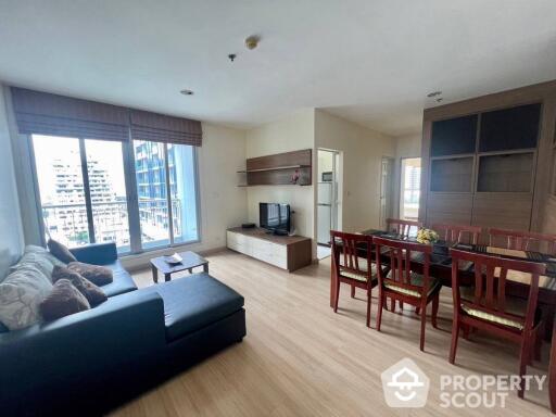 2-BR Condo at Life @ Sathorn 10 near BTS Chong Nonsi