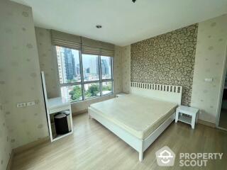 2-BR Condo at Life @ Sathorn 10 near BTS Chong Nonsi