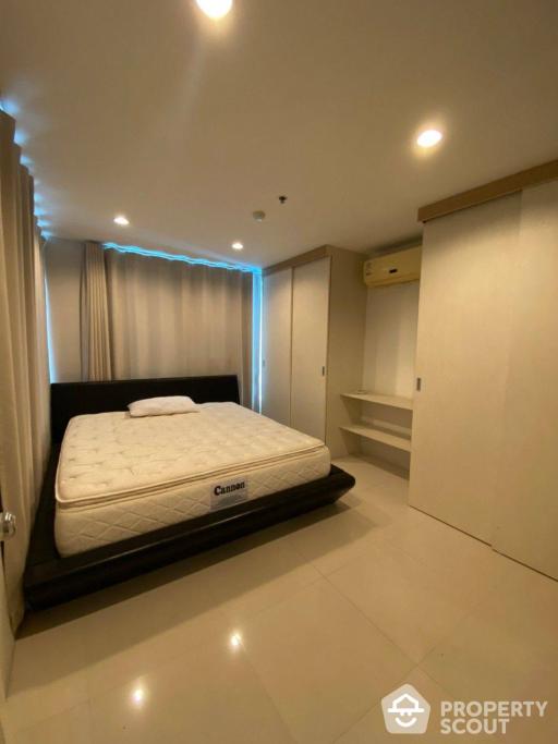 2-BR Condo at Sukhumvit Living Town near MRT Phetchaburi