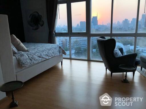 3-BR Condo at Nusasiri Grand Condominium near BTS Ekkamai (ID 466095)