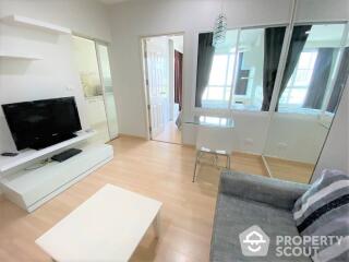 1-BR Condo at Life @ Sathorn 10 near BTS Chong Nonsi