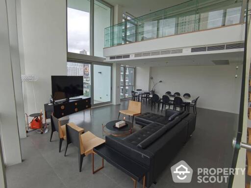 4-BR Condo at The River Condominium near BTS Saphan Taksin