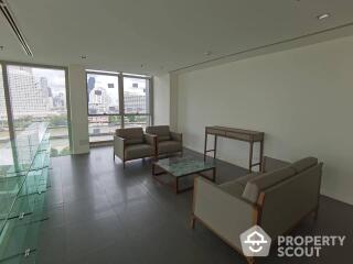 4-BR Condo at The River Condominium near BTS Saphan Taksin