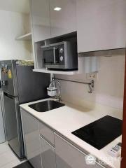 2-BR Condo at Ideo Mobi Phayathai near BTS Phaya Thai