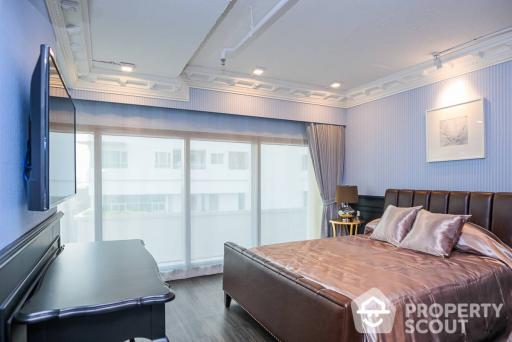 3-BR Duplex at The Emporio Place near BTS Phrom Phong (ID 362958)