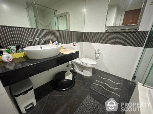 1-BR Condo at Urbana Sathorn Condominium near BTS Sala Daeng