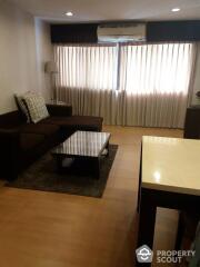 2-BR Condo at Regent Royal Place 2 Condominium near BTS Ratchadamri (ID 513430)