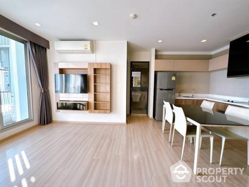 2-BR Condo at Rhythm Sathorn near BTS Saphan Taksin