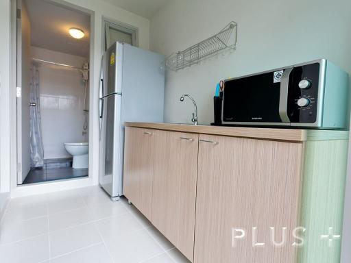 Studio unit with fully-furnished, ready to move in