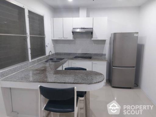 1-BR Condo at Asoke Tower near MRT Phetchaburi