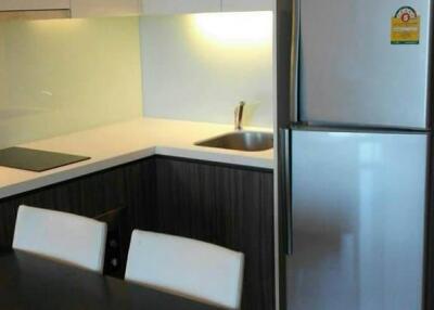 1-BR Condo at Urbano Absolute near BTS Krung Thon Buri