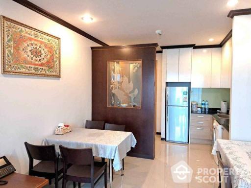 2-BR Condo at Circle Condominium near MRT Phetchaburi