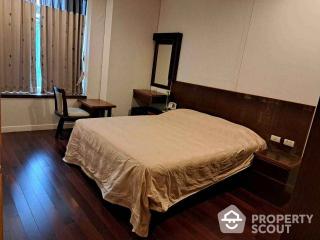 2-BR Condo at Circle Condominium near MRT Phetchaburi