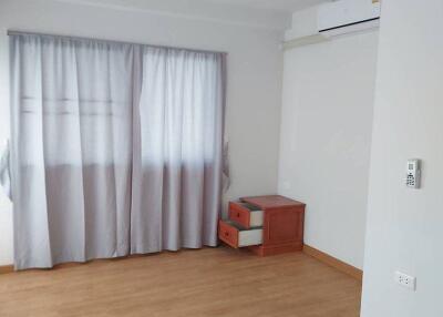 2-BR Condo at Saranjai Mansion Condominium near BTS Nana