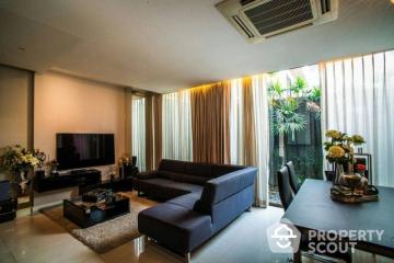 4-BR Townhouse at Residence Sukhumvit 65 near BTS Ekkamai