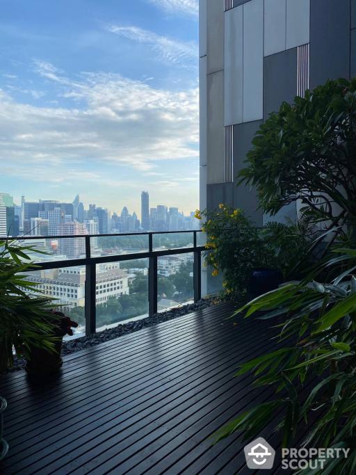 3-BR Condo at The Met Sathorn near BTS Chong Nonsi