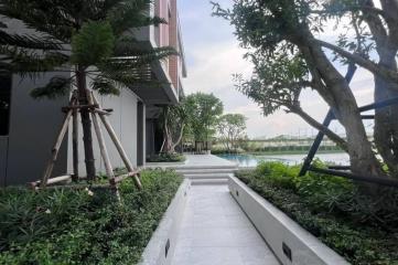 LAKE LEGEND Bangna-Suvarnabhumi, Luxurious villa overlooking the lake over 100 rai.