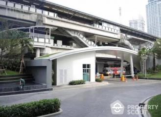 1-BR Condo at Rhythm Sukhumvit 44/1 near BTS Phra Khanong