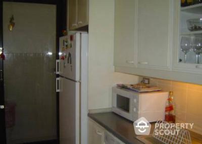 2-BR Condo at Baan Piya Sathorn near MRT Si Lom