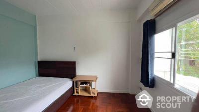 4-BR Townhouse near BTS Ekkamai