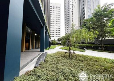 2-BR Condo at Lumpini Suite Phetchaburi – Makkasan near ARL Makkasan