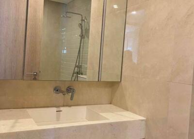 1-BR Condo at Wyndham Garden Bangkok Sukhumvit 42 near BTS Ekkamai