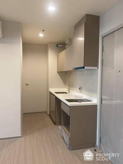 1-BR Condo at Life Sukhumvit 62 near BTS Bang Chak