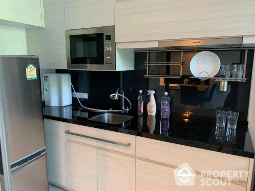 1-BR Condo at The Room Sukhumvit 40 near BTS Thong Lor (ID 390665)