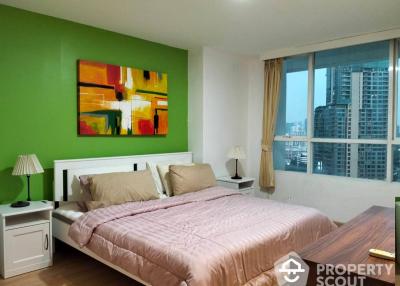 2-BR Condo at Urbana Langsuan Condominium near BTS Ratchadamri