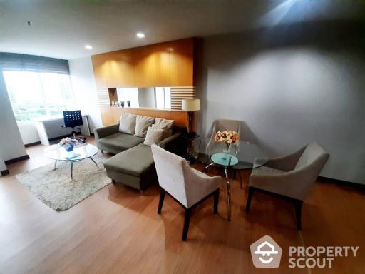 2-BR Condo at Urbana Langsuan Condominium near BTS Ratchadamri (ID 514500)