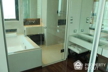 2-BR Condo at The Address Sukhumvit 28 near BTS Phrom Phong (ID 511121)