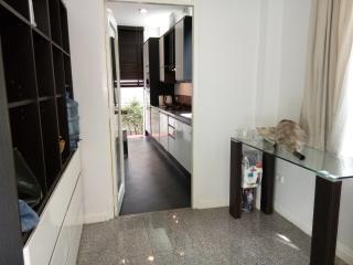 Single house 4 br., usable area 240 sq m, near the airport link at Ban Thap Chang.