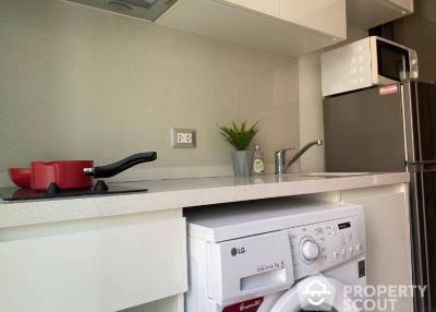 1-BR Condo at Rhythm Sukhumvit 42 near BTS Ekkamai