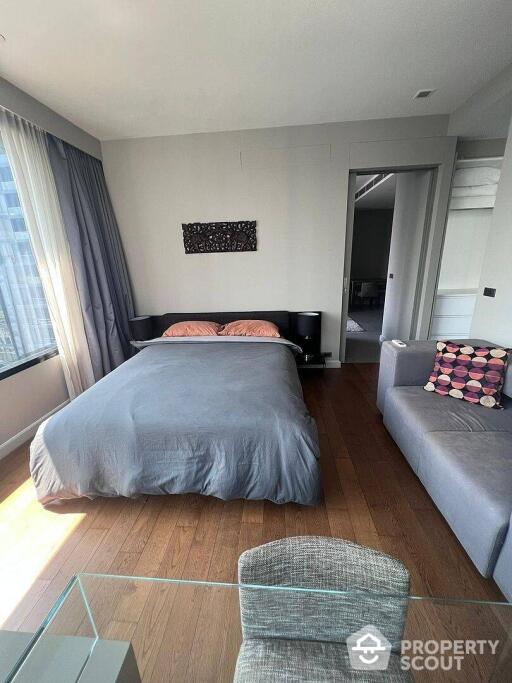 1-BR Condo at M Silom near BTS Chong Nonsi